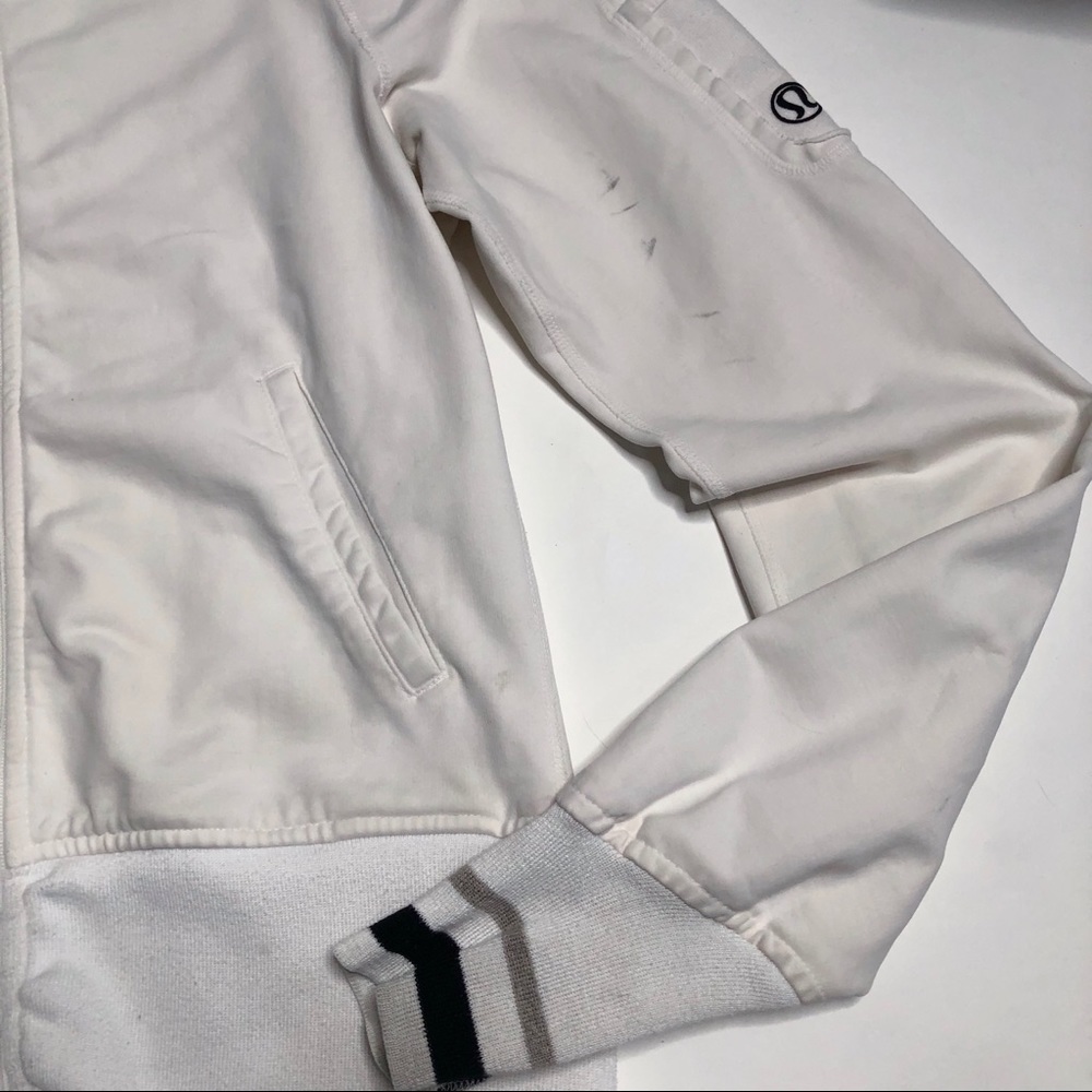 Lululemon Full Zip Terry Cloth Jacket, Size M - Picture 3 of 13